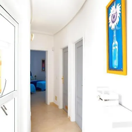 Casa Girasoles Roof Terrace, Patio, Air-con * קורלחו