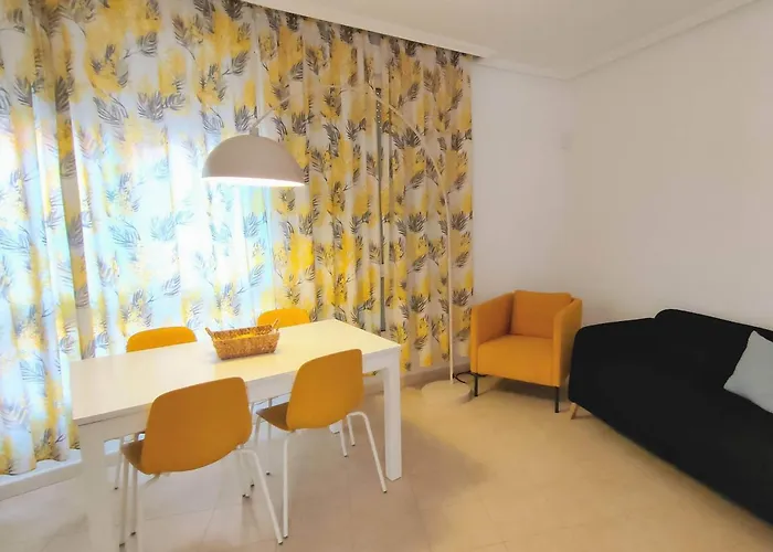 Casa Girasoles Terraza Patio Aire Acondicionado *