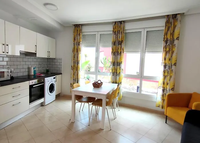 Casa Girasoles Terraza Patio Aire Acondicionado كوراليهو