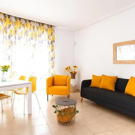 Apartamento Casa Girasoles Roof Terrace, Patio, Air-con Corralejo