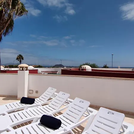Chalet Casa Girasoles Terraza Patio Aire Acondicionado Corralejo