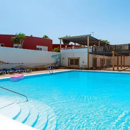 Апартаменты Casa Girasoles Roof Terrace, Patio, Air-con *